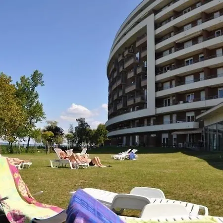 Διαμέρισμα Piroska Wellness